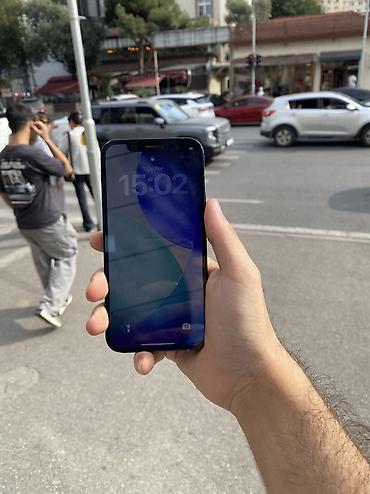 2 el ipad: IPhone 12, 128 GB, Qara, Face ID — 2