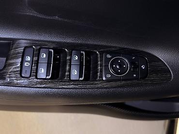 gac gs3: Hyundai Grandeur: 2020 г., Автомат, Газ, Седан — 9
