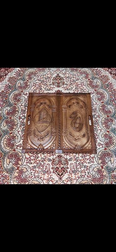 Nərdlər: Ağacdan oyma nərd/şahmat lövhəsi dəsti.Hediyyelik əl işi olan qoz — 8