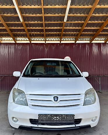 Toyota Ist: 2003 г., 1.5 л, Автомат, Бензин, Хэтчбэк