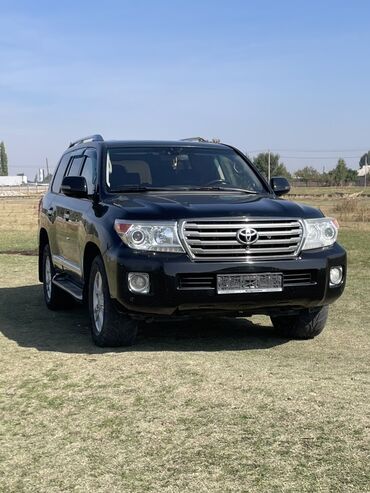 как можно купить машину в рассрочку: Toyota Land Cruiser: 2015 г., 4.6 л, Типтроник, Газ, Внедорожник