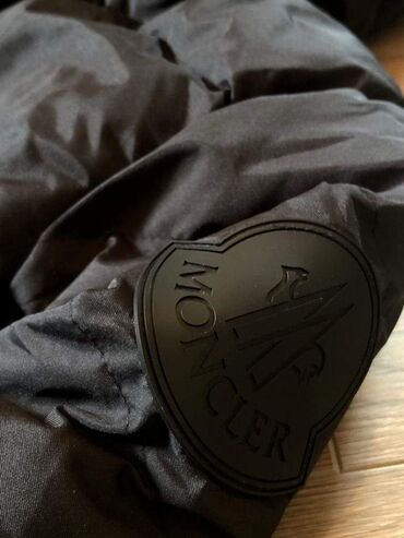 Ostale jakne: M - 2XL
7200 na lalafo.rs — 6 Ostale jakne: M - 2XL
7200 — 6