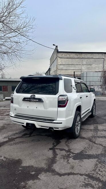 Toyota: Toyota 4Runner: 2022 г., 4 л, Типтроник, Бензин, Внедорожник — 6