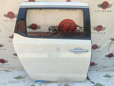 задний двер: Дверь Kia Carnival 2016 задн. прав. (б/у)