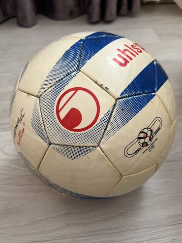 futbol topu: 40 manata alınıb 20 manata satılır işlənmiyib