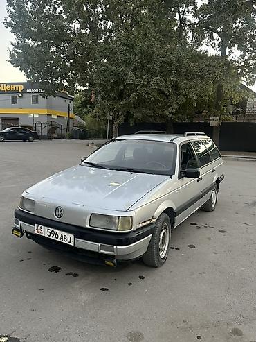 Volkswagen Passat: 1991 г., 2 л, Механика, Бензин, Универсал