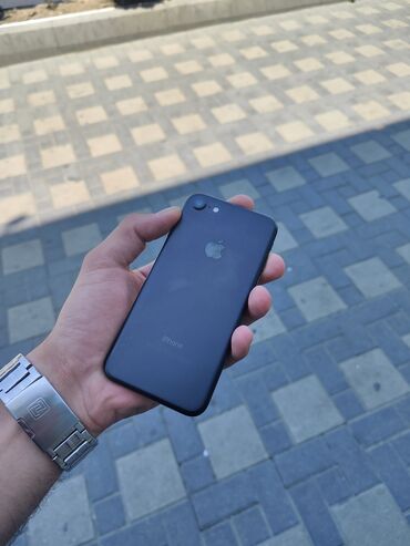 телефон fly мигает: IPhone 7, 32 GB, Matte Space Gray, Barmaq izi