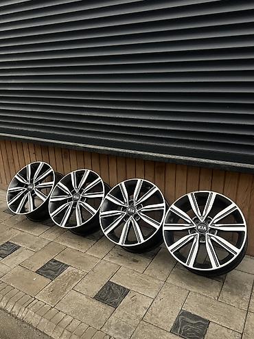 Литые Диски R 17 Kia, Комплект, отверстий - 5, Б/у