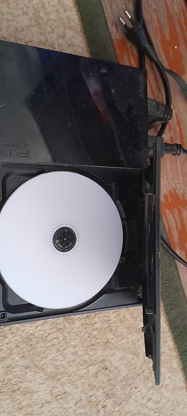 PS2 & PS1 (Sony PlayStation 2 & 1): Məhsul: Sony PlayStation 2 Slim (PS2) oyun konsolu 5 oyun kart disk — 10