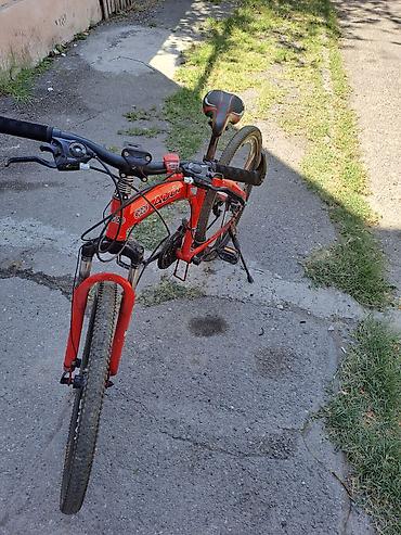 elektron velo: Qırmızı rəngli dağ velosipedi - Geniş profilli, üç qanadlı lehimli — 1