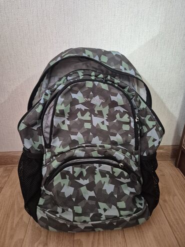 купить рюкзак школьный: Рюкзак, Унисекс, Б/у