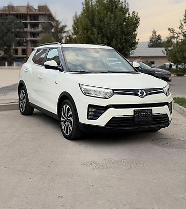 Ssangyong: Ssangyong Tivoli: 2019 г., 1.5 л, Автомат, Бензин, Кроссовер — 2