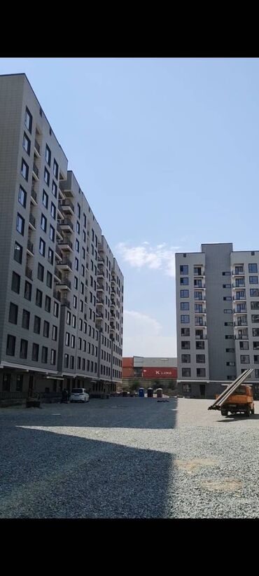 меняю с моей доплатой: 1 комната, 42 м², Элитка, 4 этаж, ПСО (под самоотделку)