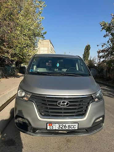 хендлер: Hyundai H-1: 2018 г., 2 л, Автомат, Дизель, Минивэн — 1