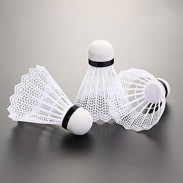 Raketkalar: Badminton valani. qutuda 5 ədəd olur. Metrolara və şəhərdaxili — 2