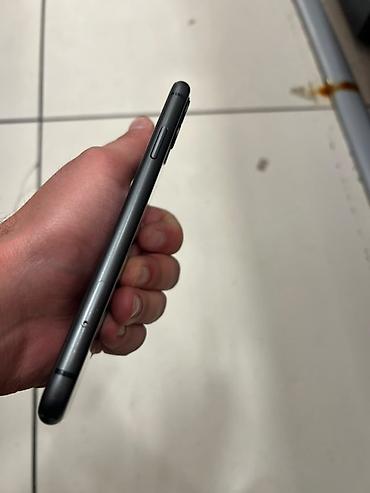 ideal iphone: IPhone 11, Qara, Face ID — 4
