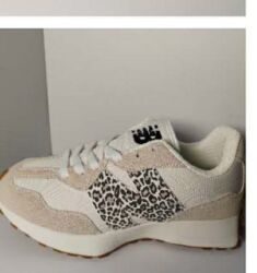 Women's Sneakers and athletic shoes: 41 — 10