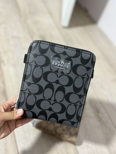 лосины кожа: Кошелек, Coach, Искусственная кожа, Унисекс