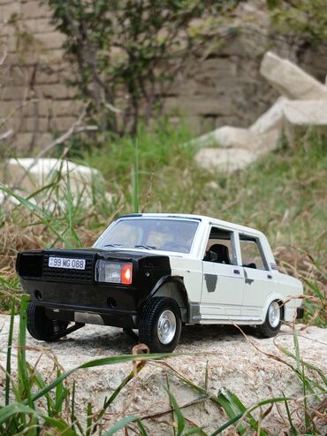 Avtomobil modelləri: VAZ, 2005 il, 1:24, Dəmir, Ödənişli çatdırılma — 9