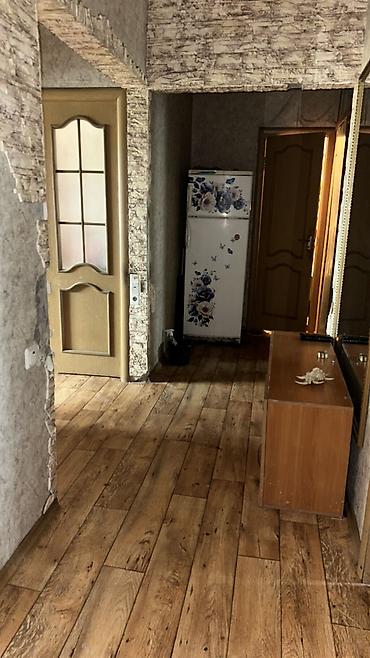 105 дом: 5 комнат, 90 м², Восток-5 мкр 105 серия, 5 этаж, Косметический ремонт — 10
