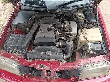 muherrik yastigi: Mercedes-Benz C-Class (W202) sedan - Kuzov: 4 qapılı sedan, qırmızı — 8