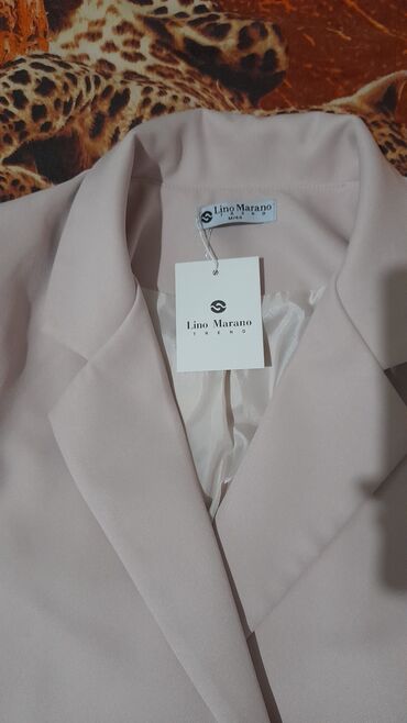 Кардиганы: Вещи б/у,в хорошем состоянии. Размер 44-46. Всё отдам за — 9