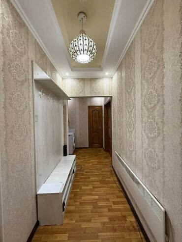 2х комнатные квартиры в джалал абаде: 2 комнаты, 52 м², 106 серия, 3 этаж, Евроремонт