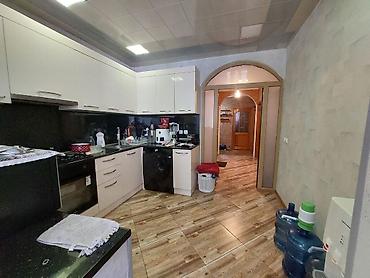 1 otaql: Bakı, Bakıxanov qəs., 4 otaqlı, Köhnə tikili, m. Neftçilər, 100 kv. m — 5
