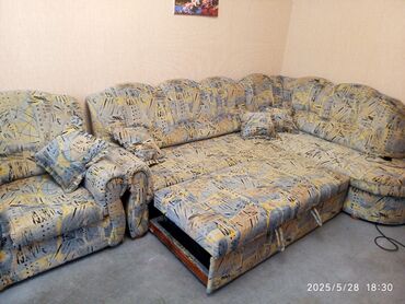 спортивный газон: Бурчу бар диван, Бүктөө, Эки орундук
