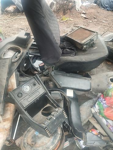 Другие детали салона: Запчасти для ВАЗ «Жигули» (классика)Ваз 07 запчасть сатылат Комплект — 4