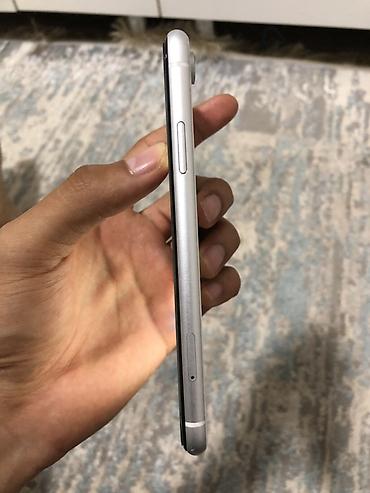 Apple iPhone: IPhone Xr, Белый — 2