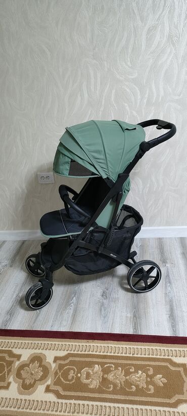 детские машины на аккумуляторе с пультом цена в бишкеке: Коляска, Б/у