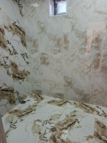 Həyət evləri və villaların satışı: Satılır:Yeni Suraxanı 106 nömrəli marşrutun axrında 2 sotda 7 daş — 10