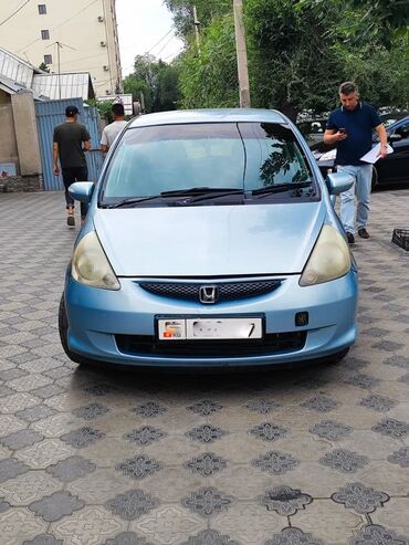 запчасть мотор: Honda Fit: 2004 г., 1.3 л, Вариатор, Бензин, Хэтчбэк