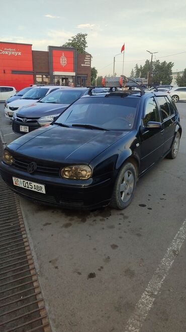 продаю автомобиль спарк: Volkswagen Golf: 2 л, Механика, Бензин, Хетчбек