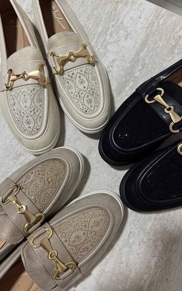 tn patike 3: Loafers, 41