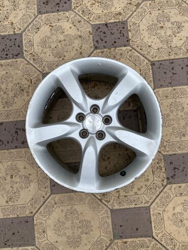 перетяжка салона на спринтер: Куйма Дисктер R 17 Subaru, Комплект, тешиктери - 4, Колдонулган lalafo.kg да перетяжка салона на спринтер: Куйма Дисктер R 17 Subaru, Комплект, тешиктери - 4, Колдонулган