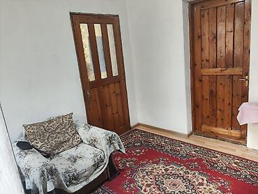 Недвижимость: Продаётся дом с двором и хозпостройками. Основные характеристики: - — 4