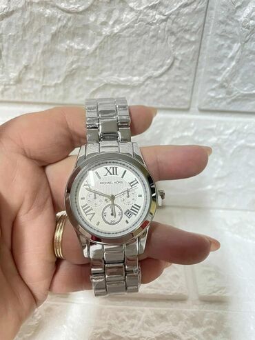 Ručni satovi: Klasični sat, Guess, Ženski na lalafo.rs — 12 Ručni satovi: Klasični sat, Guess, Ženski — 12