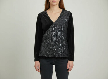 czarne bluzki z aplikacją: Women's blouse, size S at lalafo.pl czarne bluzki z aplikacją: Women's blouse, size S
