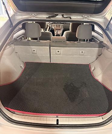 Toyota: Toyota Prius: 2014 г. — 7