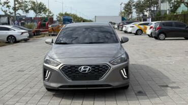 Hyundai: Hyundai Ioniq: 2019 г., 1.6 л, Автомат, Гибрид, Седан — 3