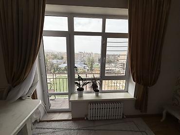 35: 3 комнаты, 80 м², 12 мкр Элитка, 8 этаж — 2