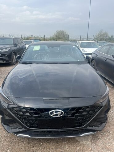 сколько стоит электромашина: Hyundai : 2025 г., 1.5 л, Автомат, Бензин, Седан