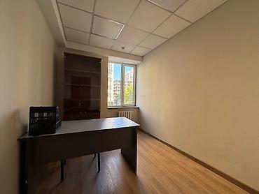 Аренда офисов: Аренда офисов, 175 м², В жилом комплексе, 1 линия — 13