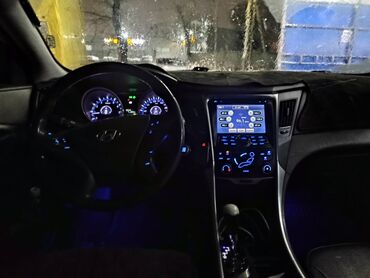 Hyundai: Hyundai Sonata: 2011 г., 2 л, Автомат, Газ, Седан