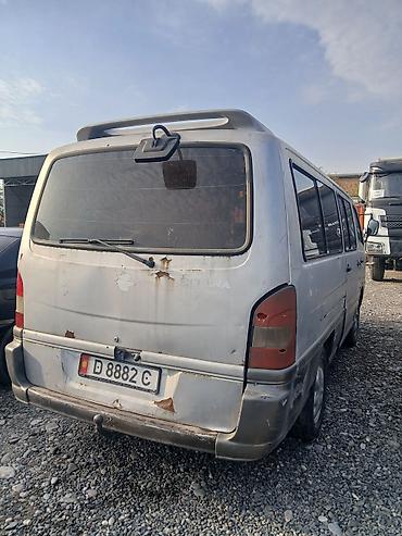 лобовое стекло киа бонго: Ssangyong Istana: 2000 г., 2.9 л, Механика, Дизель, Минивэн — 5