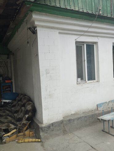 продаю дом бишкек кок жар: 42 кв. м, 2 бөлмө, Унаа токтотуучу жай