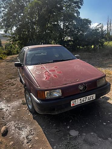 лючок jetta: Volkswagen Passat: 1989 г., 1.6 л, Механика, Бензин, Седан — 8