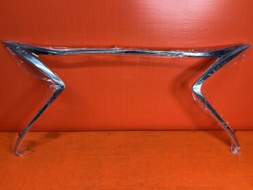 Решетки радиатора: Решетка радиатора Lexus Оригинал — 13